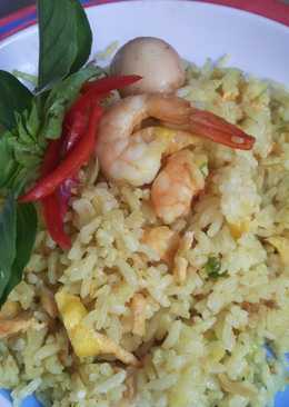 Nasi Goreng Kuning