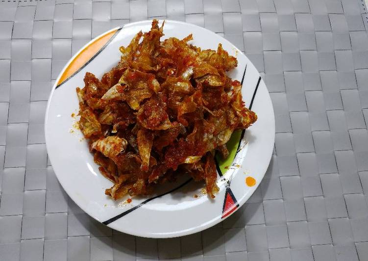 cara membuat Ikan Asin Balado