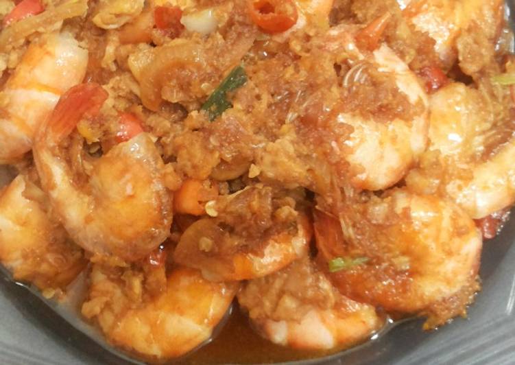 cara membuat Udang telur saus mentega