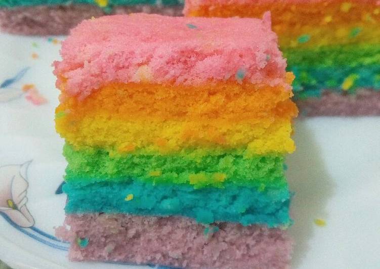 gambar untuk resep makanan Rainbow cake ekonomis anti gagal