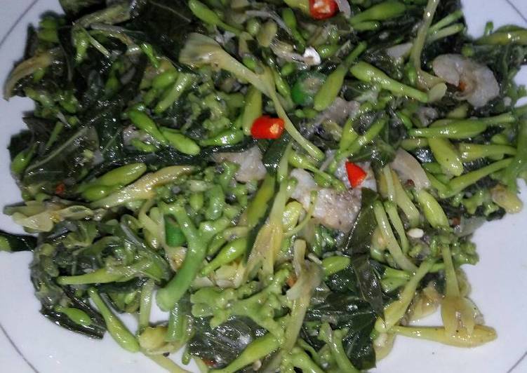 gambar untuk resep Urap tanpa kelapa bunga pepaya dan daun singkong