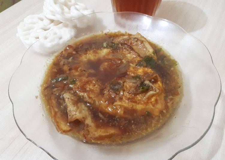 bahan dan cara membuat Semur Telur Ceplok