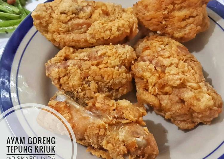 Resep Ayam Goreng Tepung Ala KFC Kriuk Crispy oleh Riska Erlinda  Cookpad