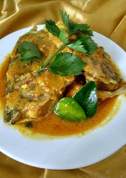 Gulai ikan kepala kakap
