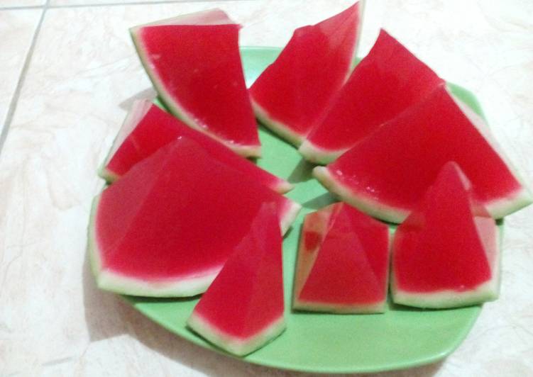 bahan dan cara membuat Watermelon jelly strawberry taste