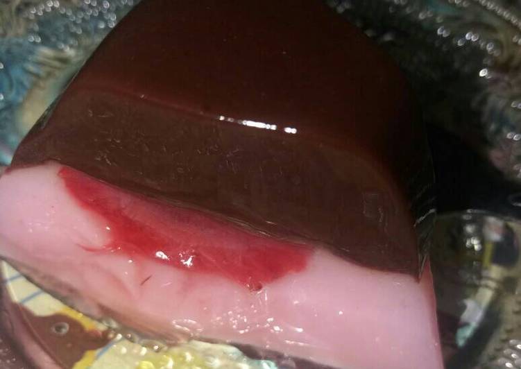 gambar untuk resep Puding Strawberry Coklat Matcha Ciih