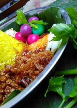 Nasi kuning magic com