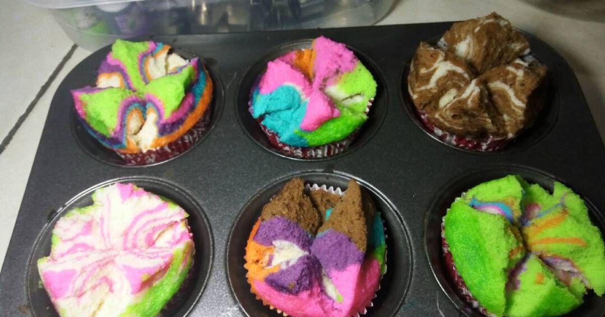 Resep Bolu Kukus Rainbow Ketawa-ketiwi Resep Bolu Kukus Rainbow Ketawa-ketiwi