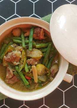 Asem-asem Daging Cabe Ijo