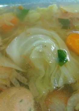 Sop sayur sosis