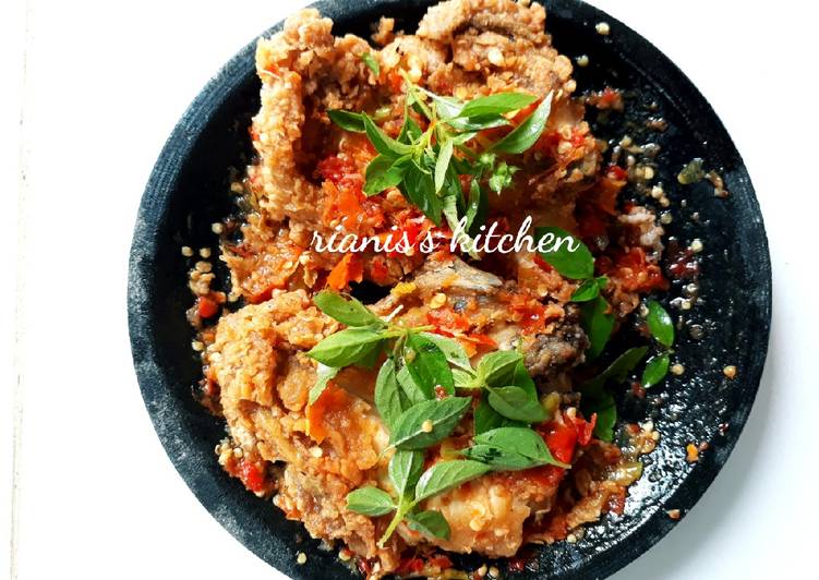 gambar untuk resep makanan Ayam Geprek
