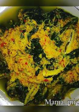 Arsik ikan Teri,daon singkong dan kelapa