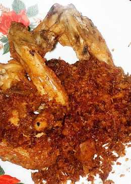 Ayam serundeng gurih manis