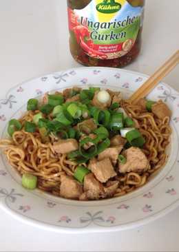 Mie Manis Topping Kalkun