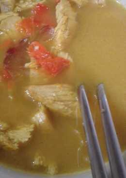 Soto Ayam kuah Â Kuning Santan