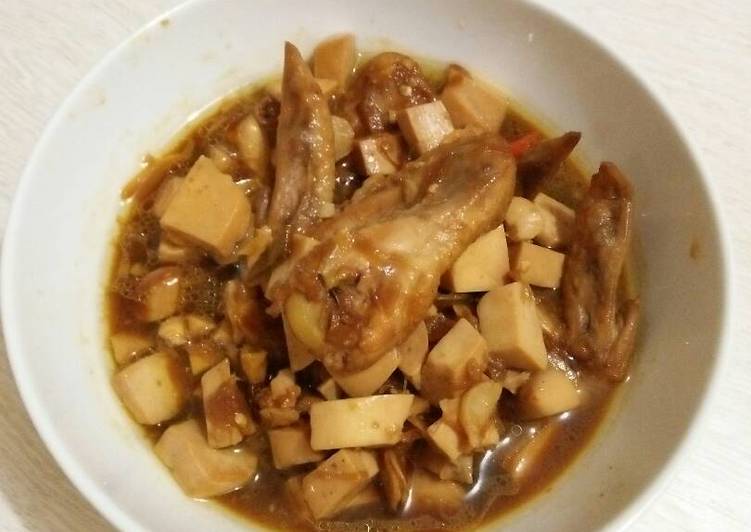 bahan dan cara membuat Semur Ayam Putih Telur