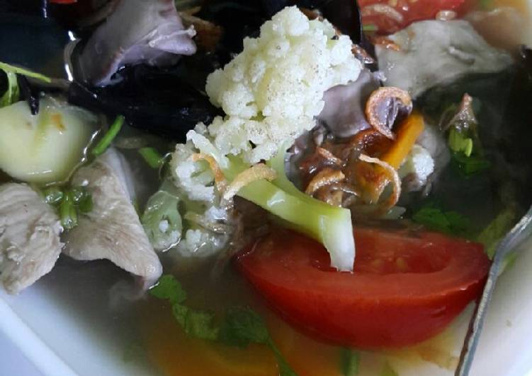 resep Sop ayam kampung spesial bersayur