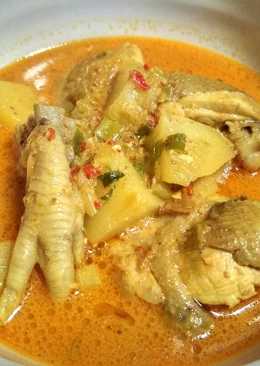 Opor ayam kuning