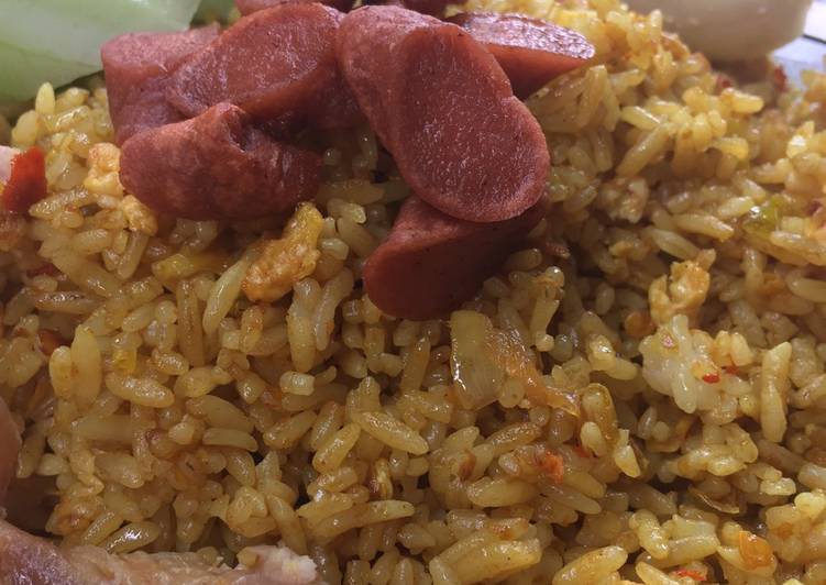 gambar untuk resep Nasi Goreng Kunyit Kencur