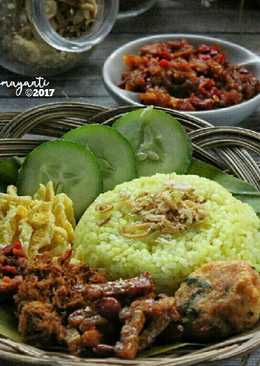 Nasi kuning magic com