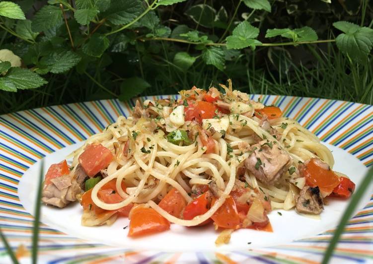 gambar untuk cara membuat Spaghetti Spicy Tuna Peterseli