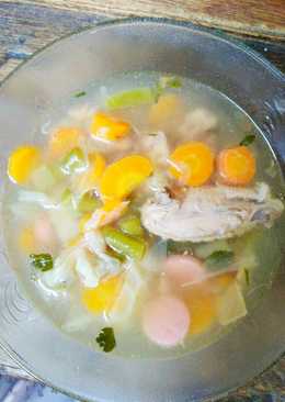 Sayur sup ayam sosis