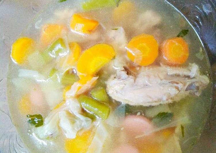 cara membuat Sayur sup ayam sosis