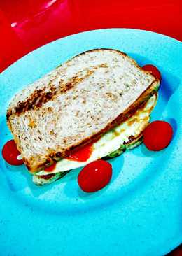 Roti gandum bakar+telor ceplok(home made)