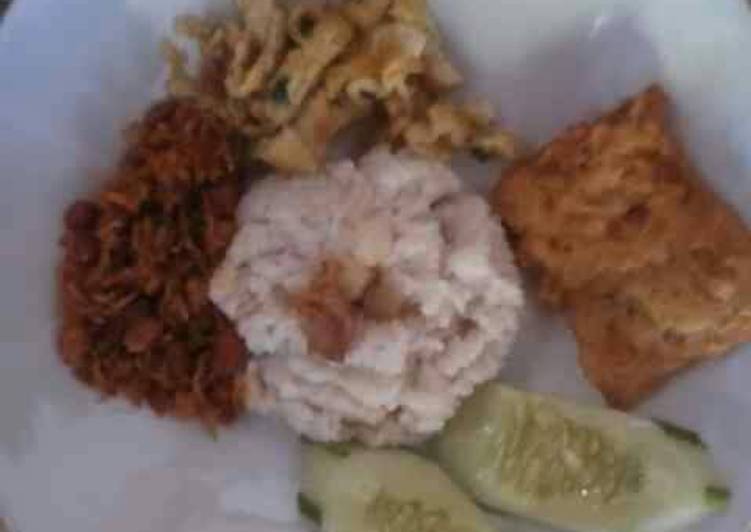 gambar untuk resep Nasi uduk komplit