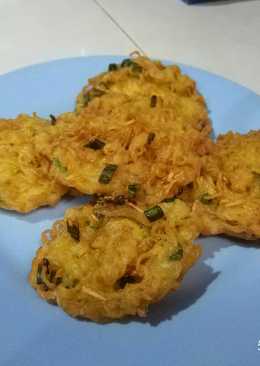 Perkedel mie telur simple