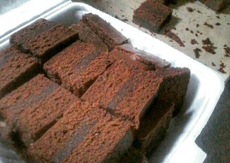 gambar untuk cara membuat Brownies kukus lapis coklat