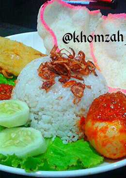 Nasi uduk rice cooker simple uenak bangeet