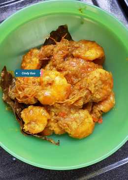 19. Udang Ungkep Bumbu Kuning