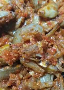 Sambal ikan teri dan jengki.