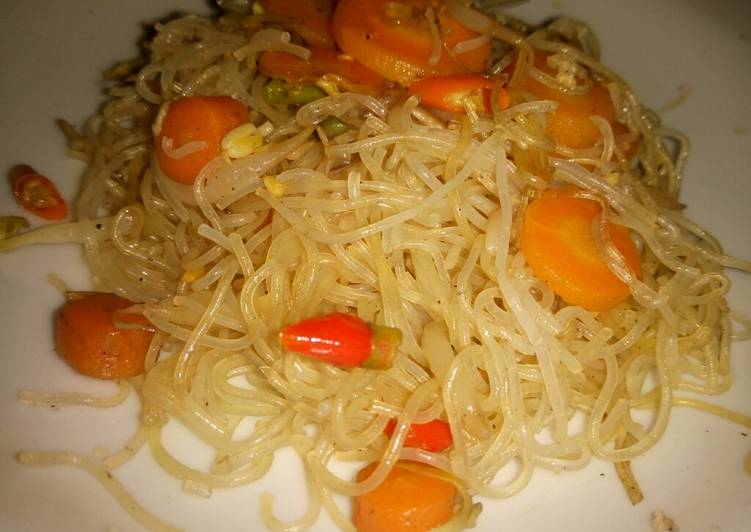 Bihun saos tiram pedas