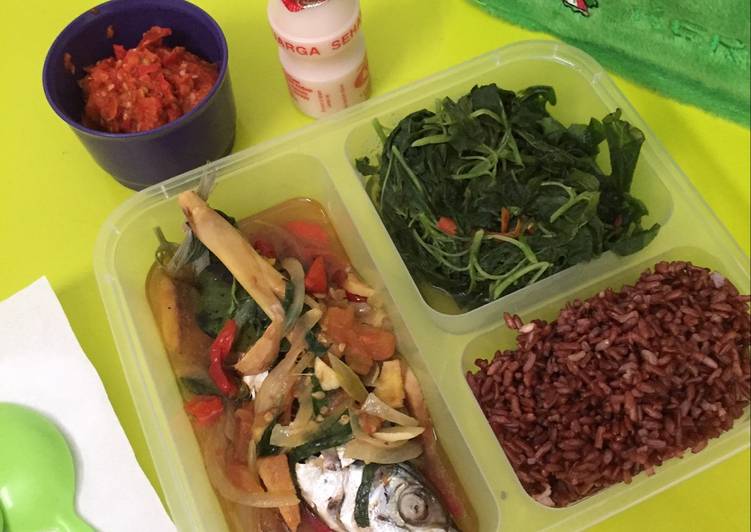 Ikan Mas Kukus Siram Bumbu Rempah T Hari Ikan Mas Kukus Siram Bumbu Rempah T Hari