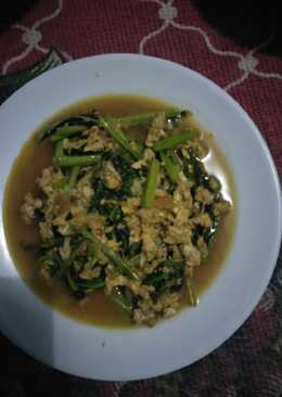 Tumis sawi hijau sederhana