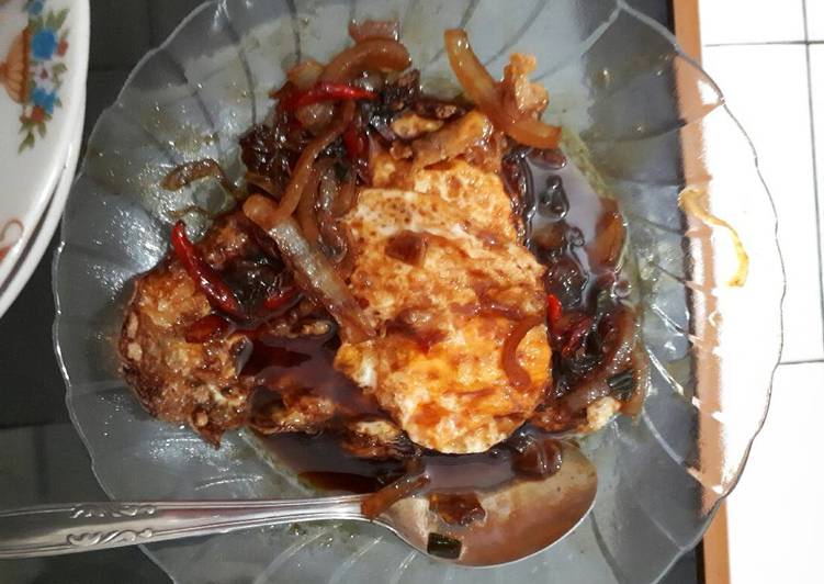 gambar untuk cara membuat Telor Ceplok Kuah Kecap