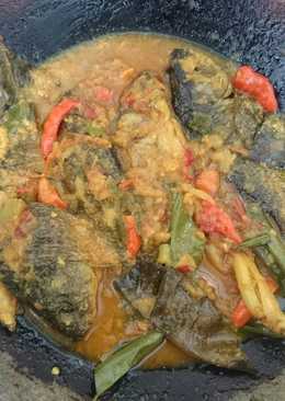 Ikan mas bumbu kuning