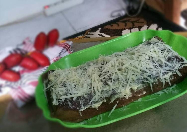 cara membuat Bolu kukus pisang keju