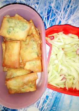 Martabak telur vs Acar