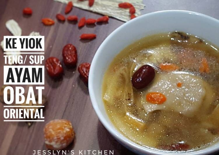 Resep Ke Yiok Teng/ Sup Ayam Obat Oriental oleh Jesslyn's 