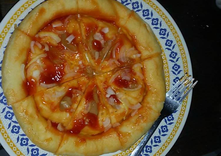 Resep Pizza sederhana ala rumahan By Nda Nur Winda Putri