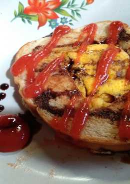 Roti telur alakadarnya.. ð