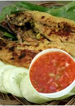 Ikan tongkol bakar sambal dabu-dabu