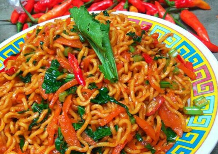  Resep   Mie  Goreng  Pedas   burung dara oleh Gadis Chan 