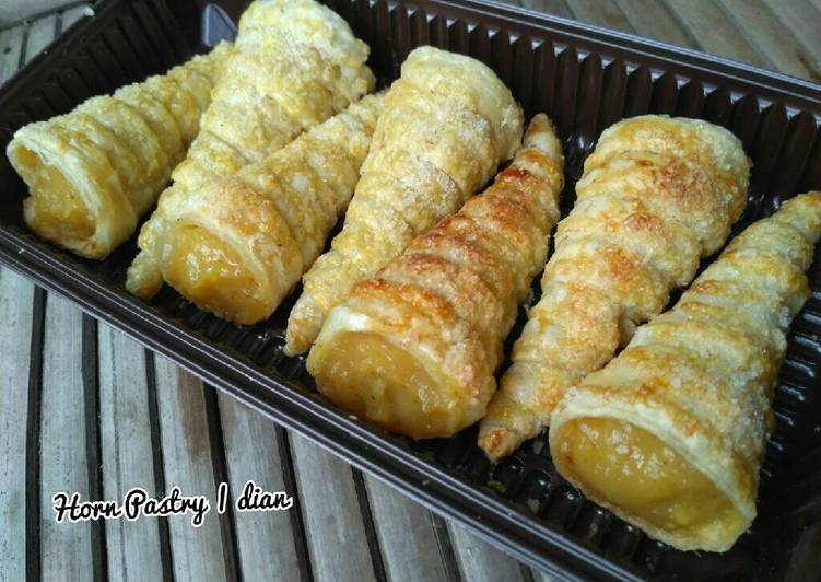 resep Horn Pastry with Vla susu / Kue Cumcum ?? (Kreasi Pastry)