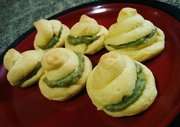 gambar untuk resep makanan Kue Sus Vla Greentea