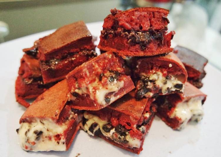 resep makanan Martabak red velvet