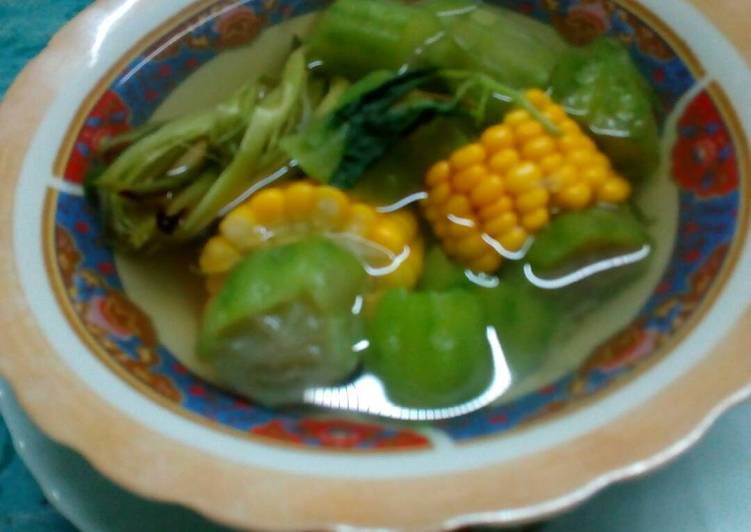 resep masakan Sayur bening oyong jagung manis